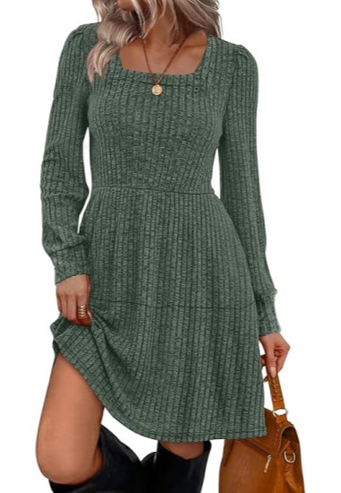 Ģimenes Ziemassvētku kleitas